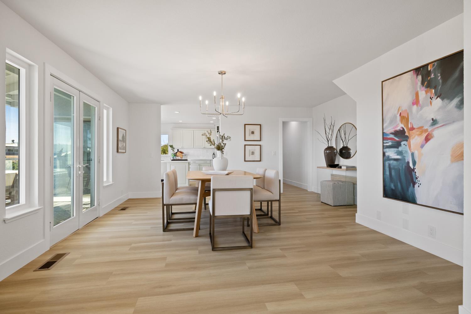 211 Washington Blvd, Half Moon Bay, CA 94019
