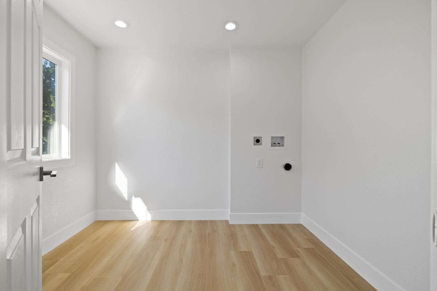 211 Washington Blvd, Half Moon Bay, CA 94019