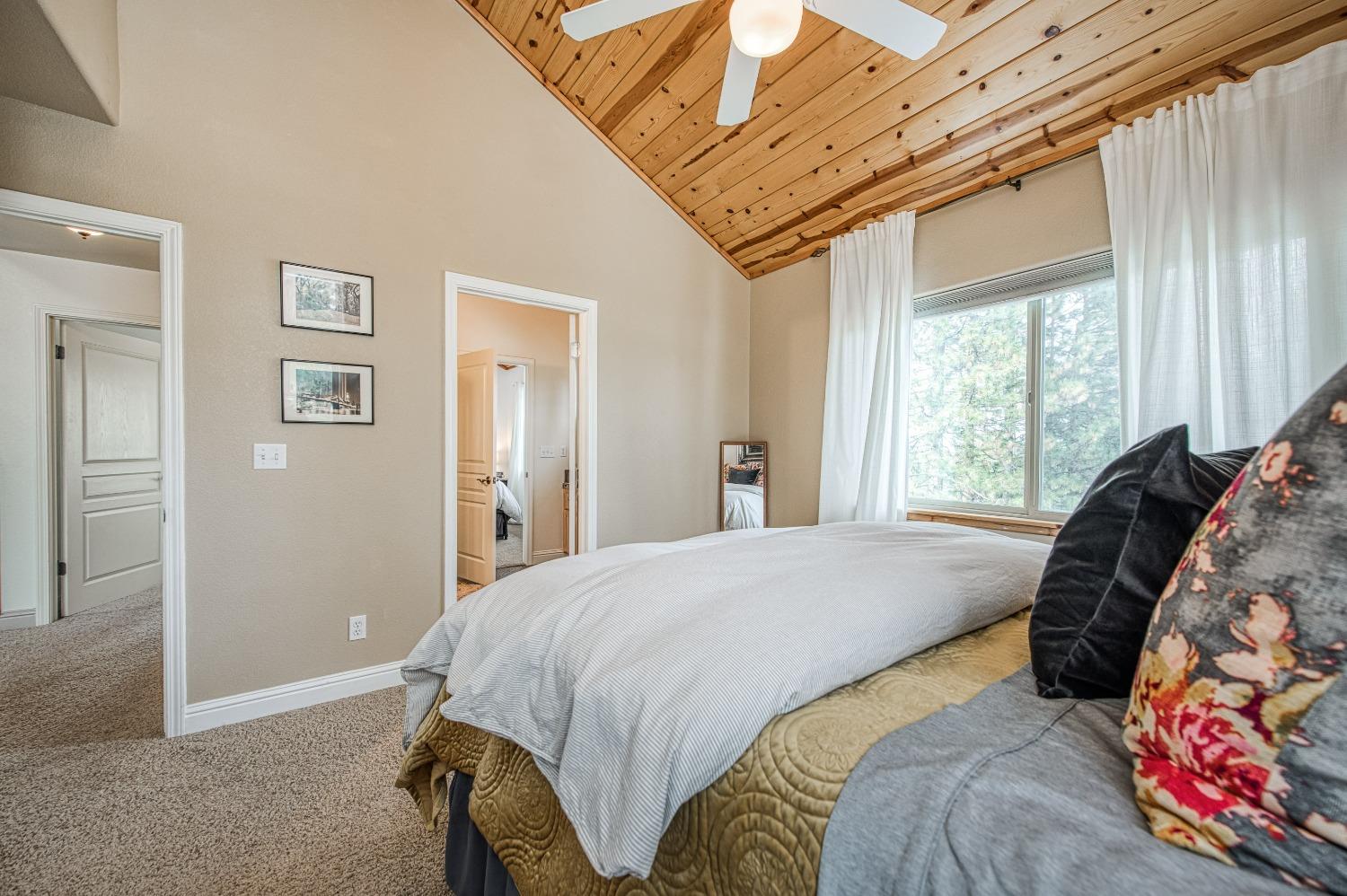 42502 Bretz Point Ln, Shaver Lake, CA 93664