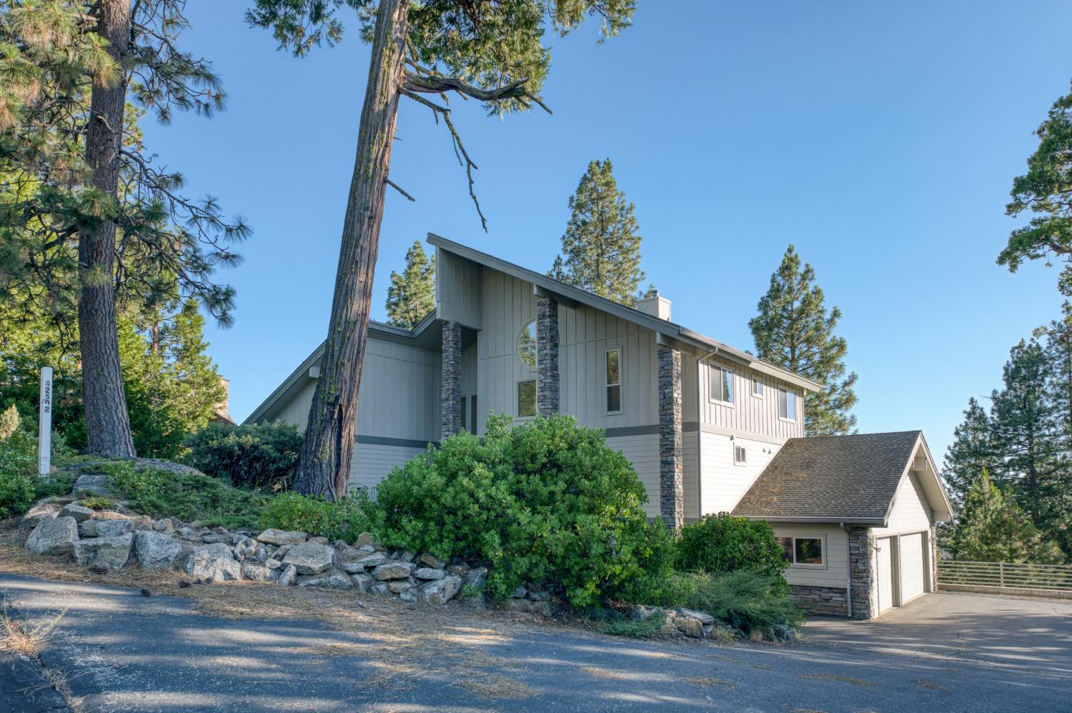 42502 Bretz Point Ln, Shaver Lake, CA 93664