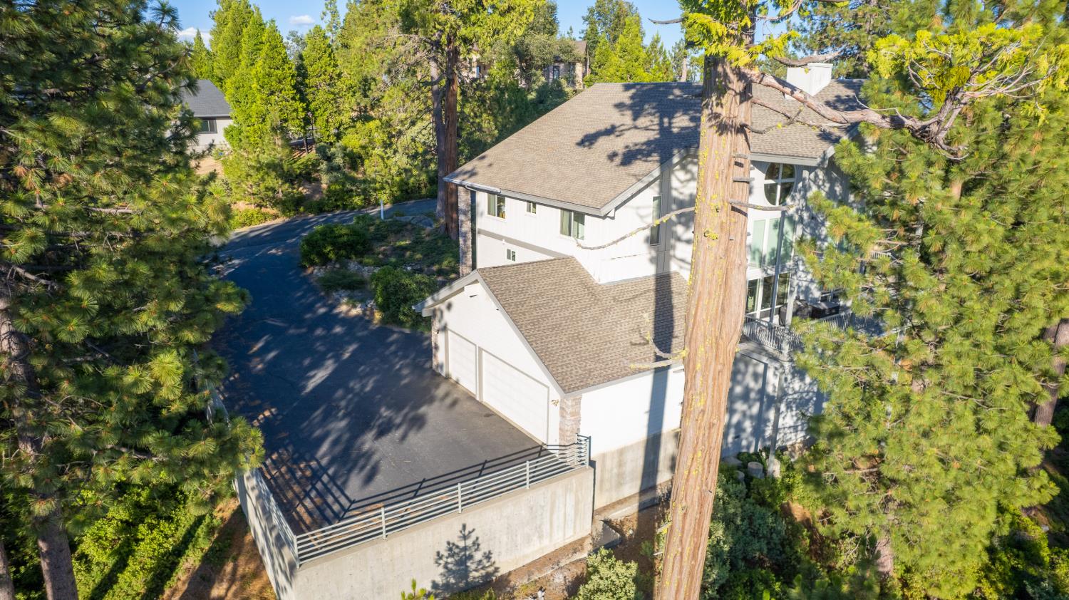 42502 Bretz Point Ln, Shaver Lake, CA 93664