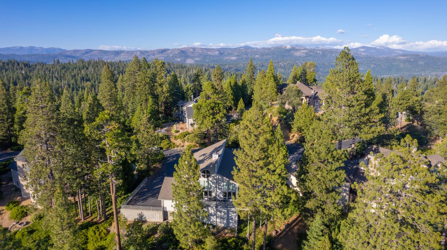 42502 Bretz Point Ln, Shaver Lake, CA 93664