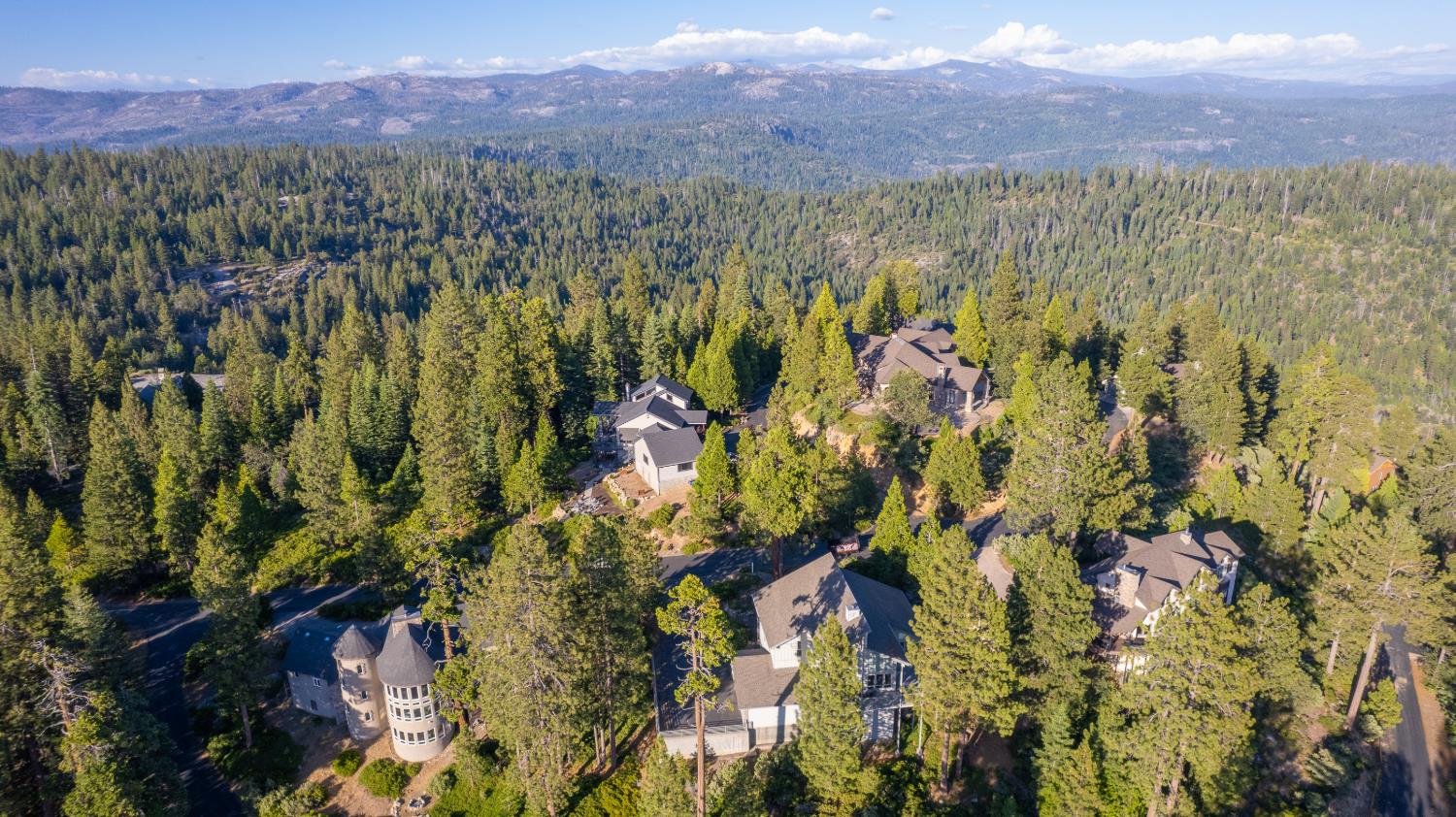42502 Bretz Point Ln, Shaver Lake, CA 93664