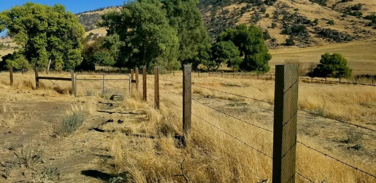 20351 Thermal Rd, Sanger, CA 93657