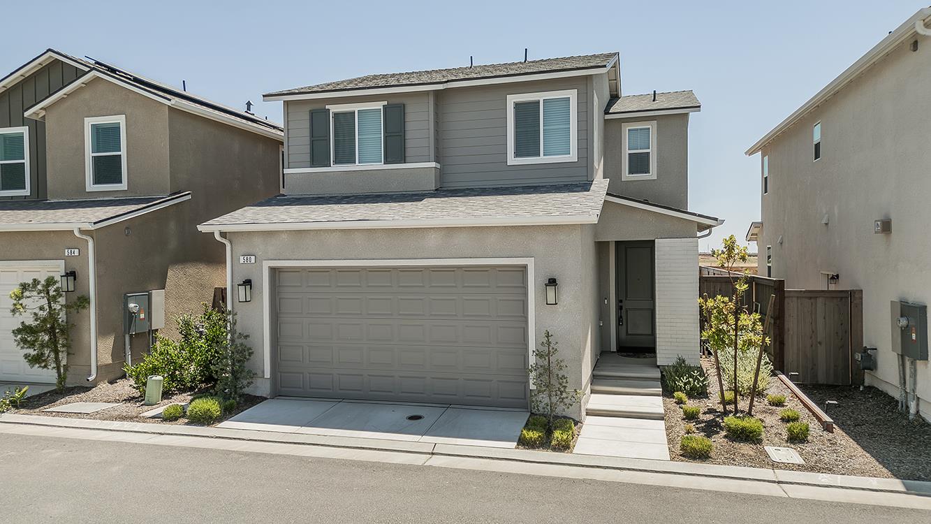 580 Mccaffrey Way, Madera, CA 93636
