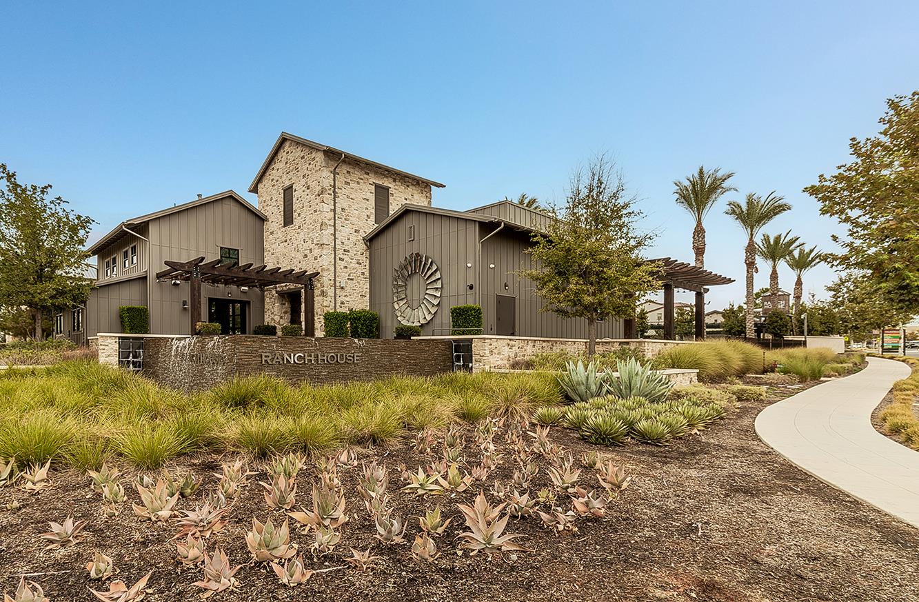 580 Mccaffrey Way, Madera, CA 93636