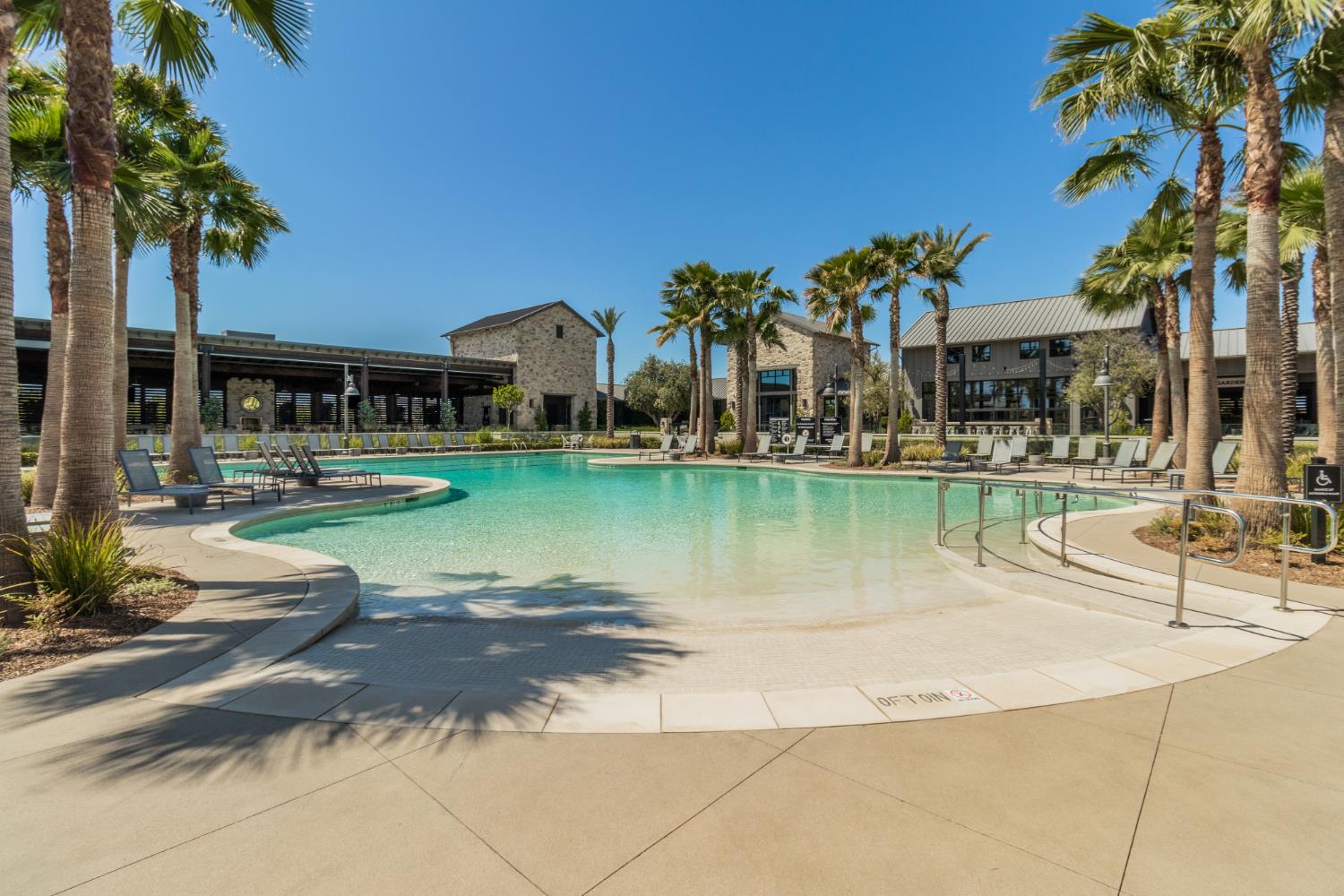 580 Mccaffrey Way, Madera, CA 93636
