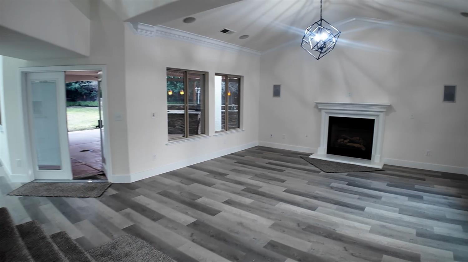 2991 E Cromwell Ave, Fresno, CA 93720