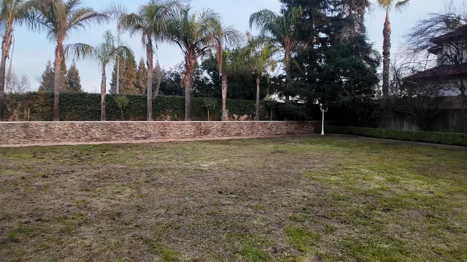 2991 E Cromwell Ave, Fresno, CA 93720