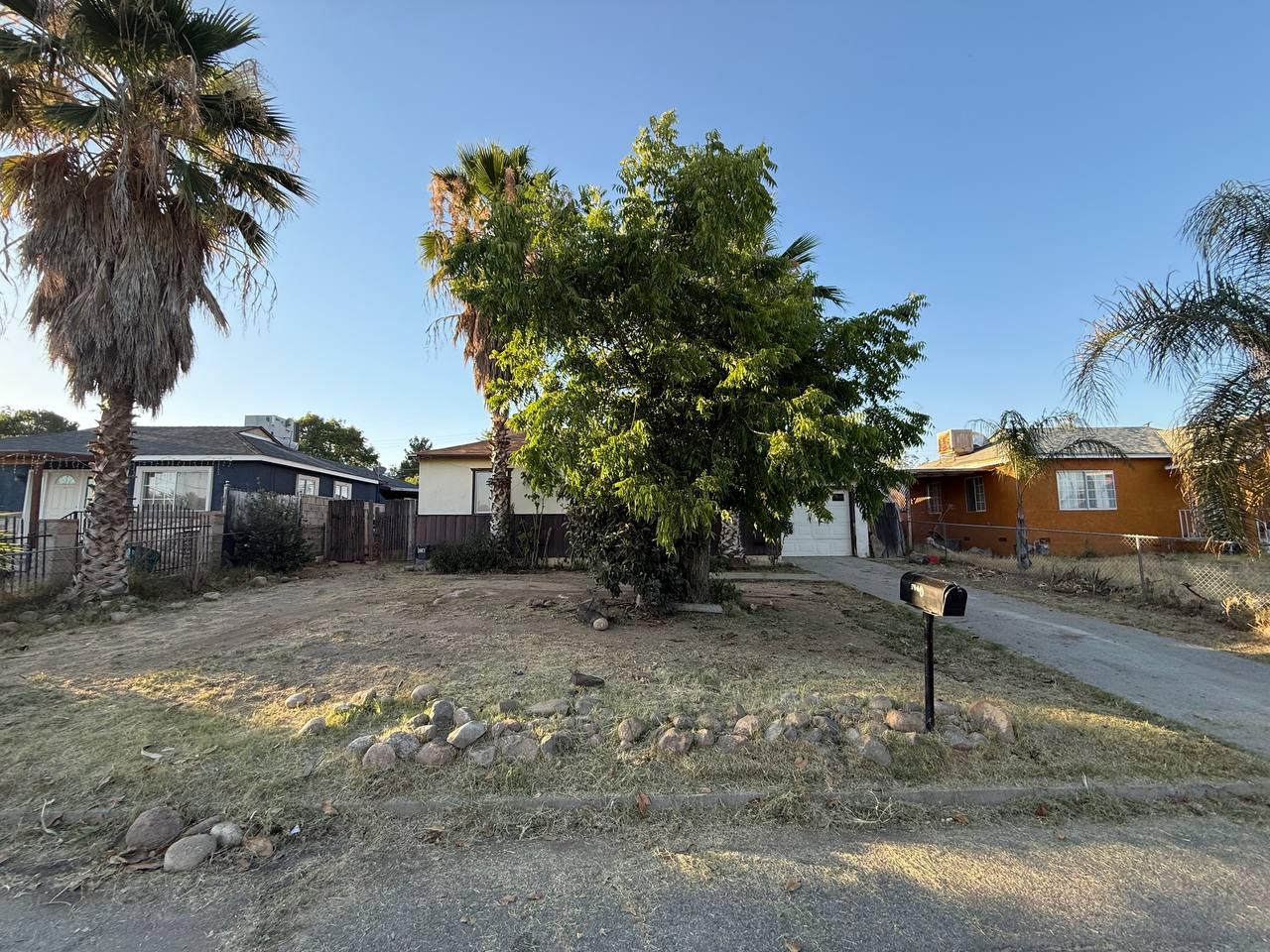 4504 Mesa Dr, Bakersfield, CA 93306