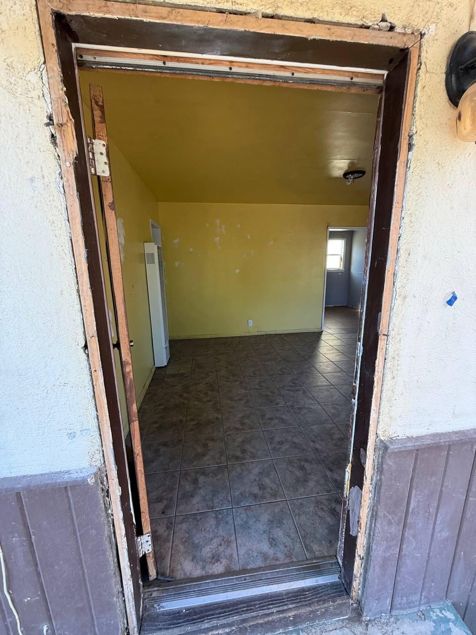 4504 Mesa Dr, Bakersfield, CA 93306