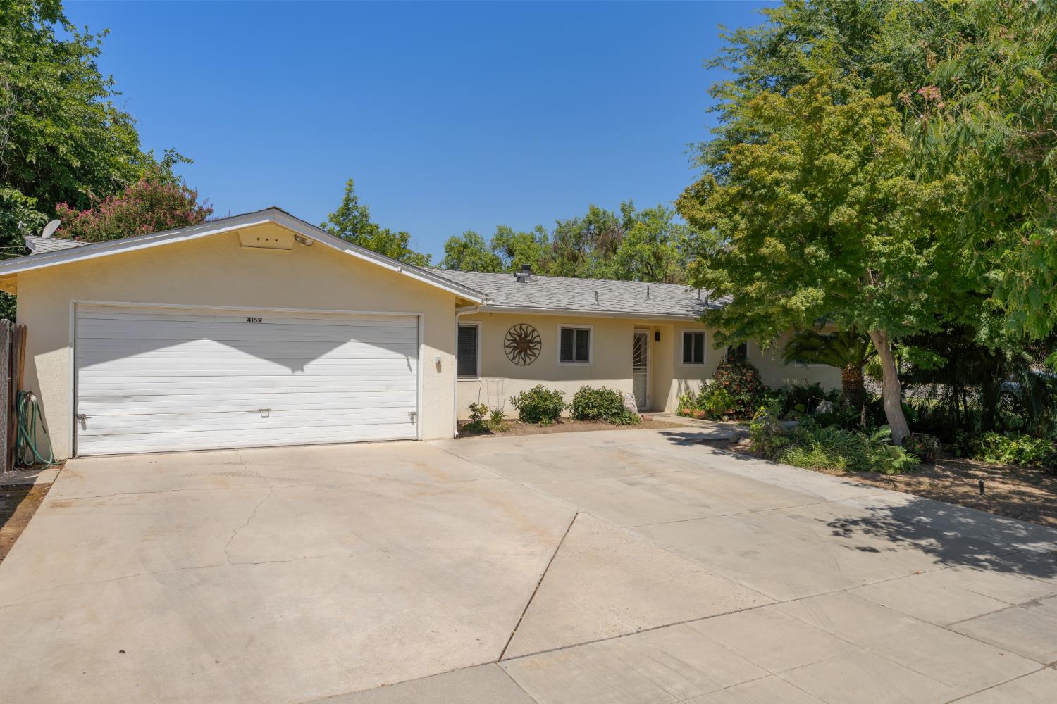 4159 N Lead Ave, Fresno, CA 93722