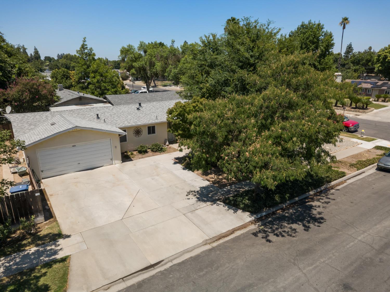 4159 N Lead Ave, Fresno, CA 93722