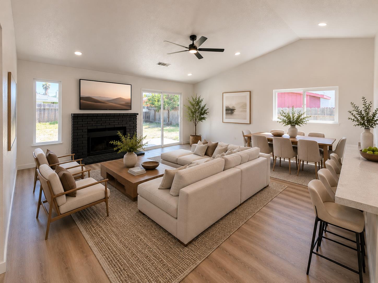 519 Rosehill Dr, Chowchilla, CA 93610