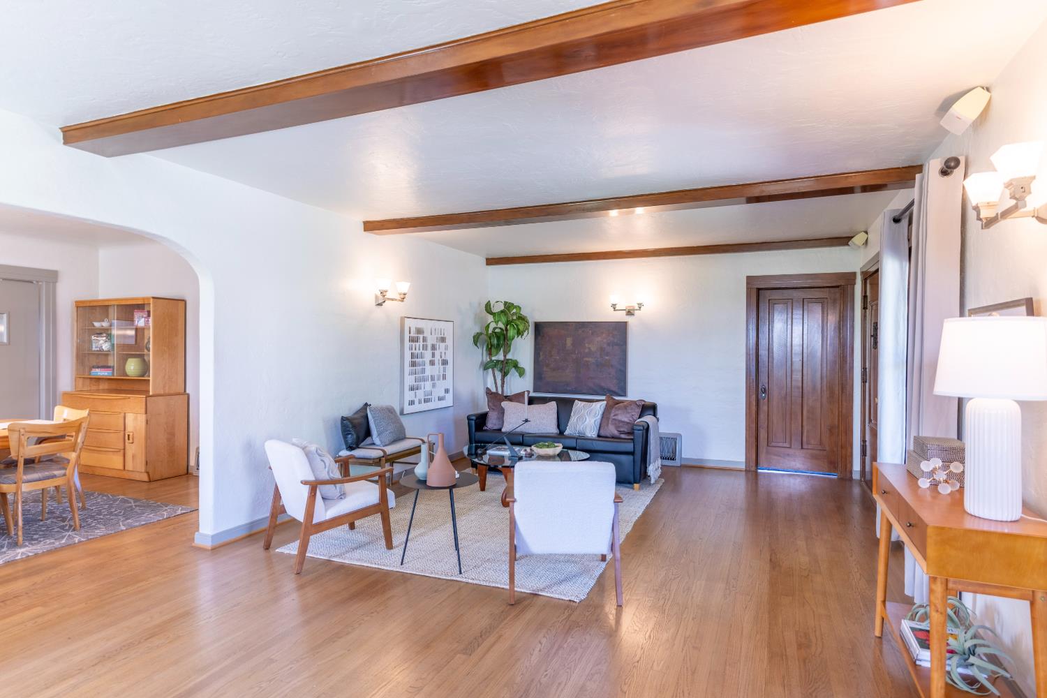 744 E Brown Ave, Fresno, CA 93704