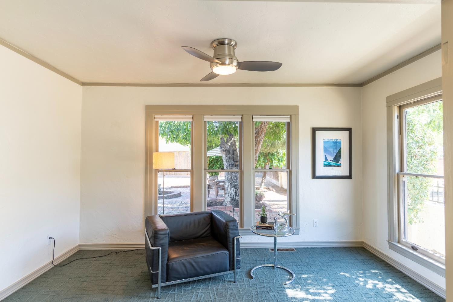 744 E Brown Ave, Fresno, CA 93704