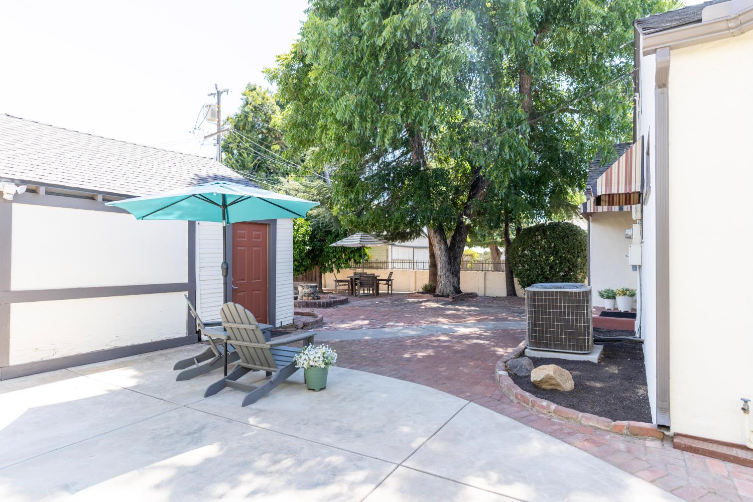 744 E Brown Ave, Fresno, CA 93704