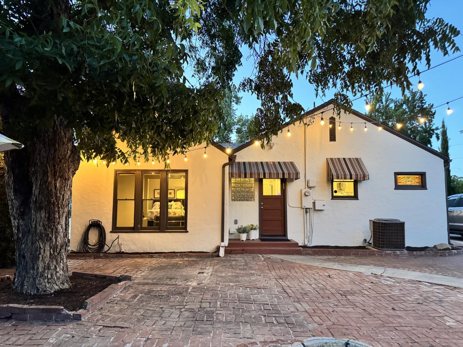 744 E Brown Ave, Fresno, CA 93704