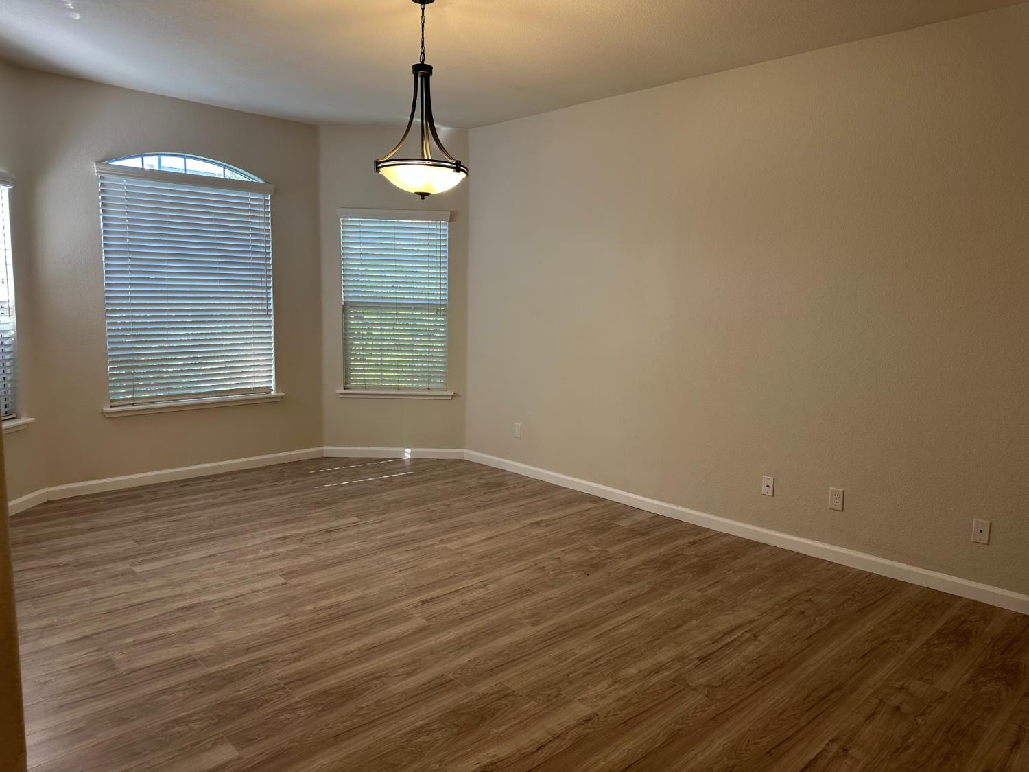 2523 E Cole, Fresno, CA 93720