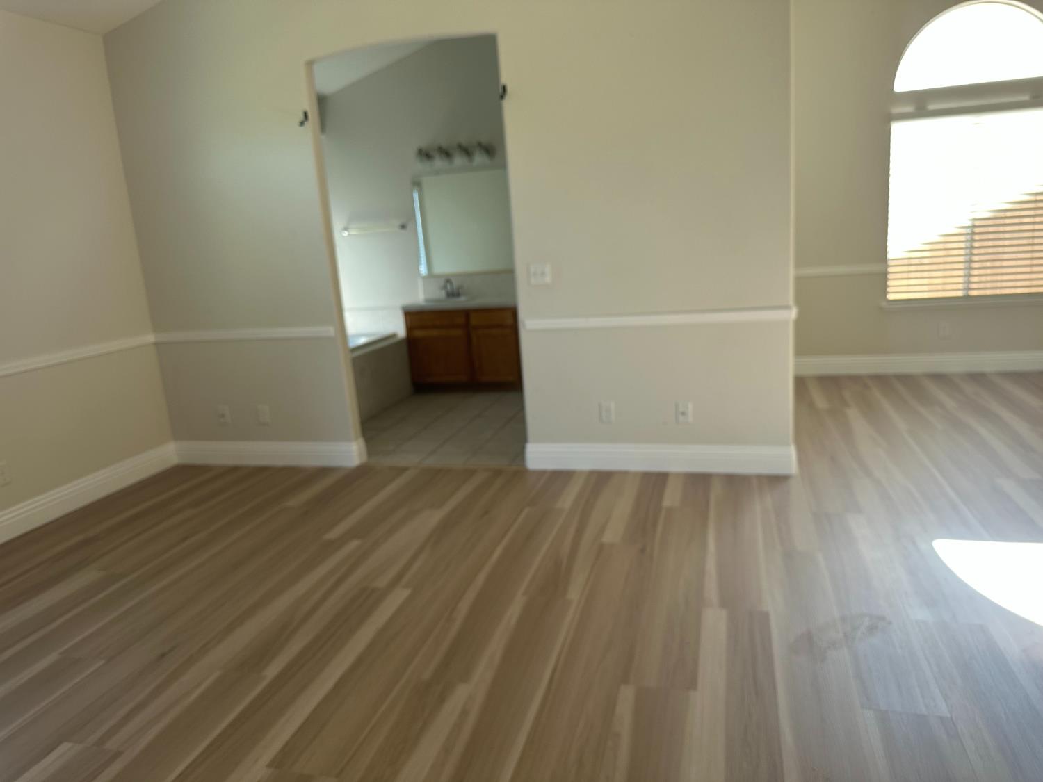2523 E Cole, Fresno, CA 93720