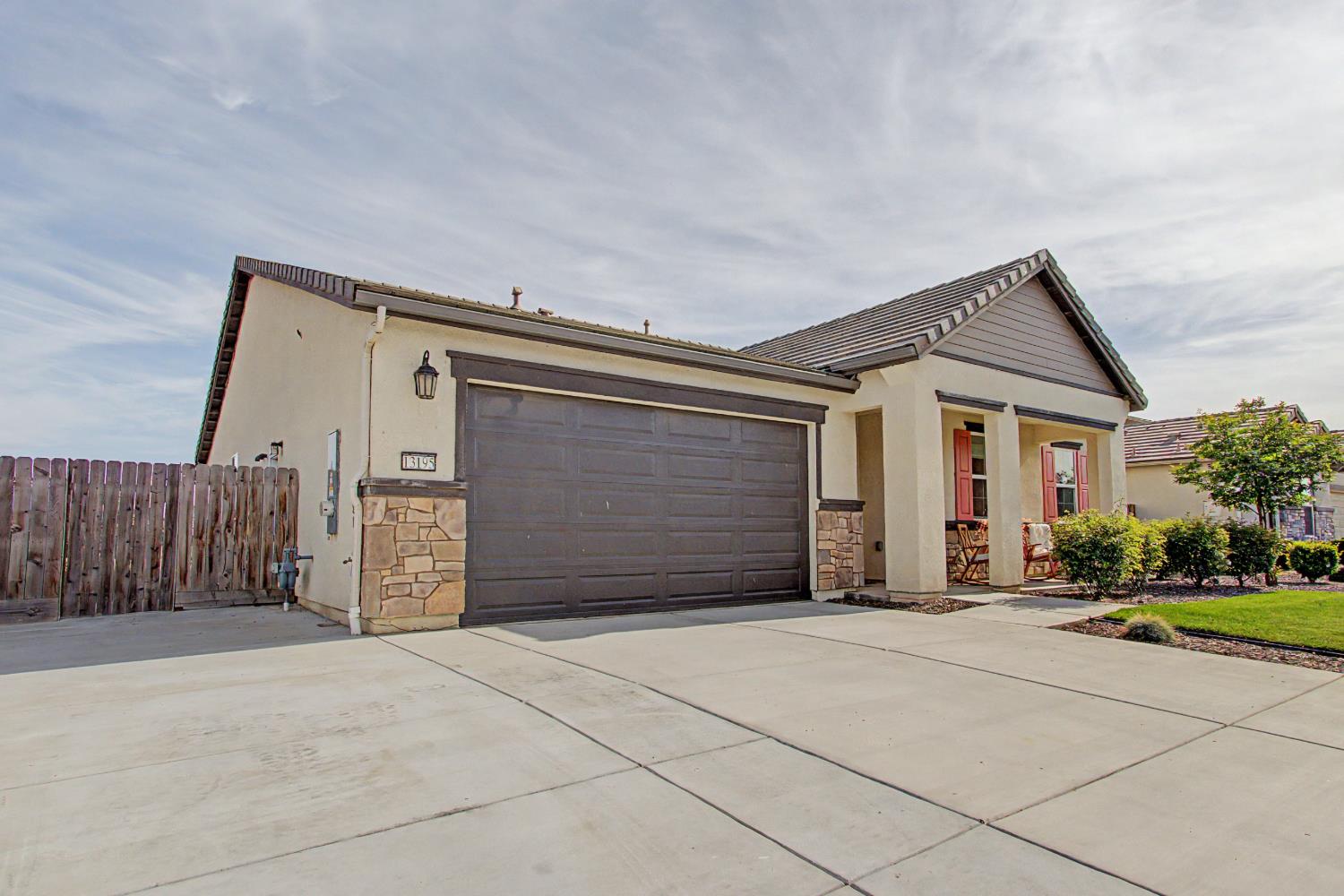 13195 Ridgewood, Chowchilla, CA 93610