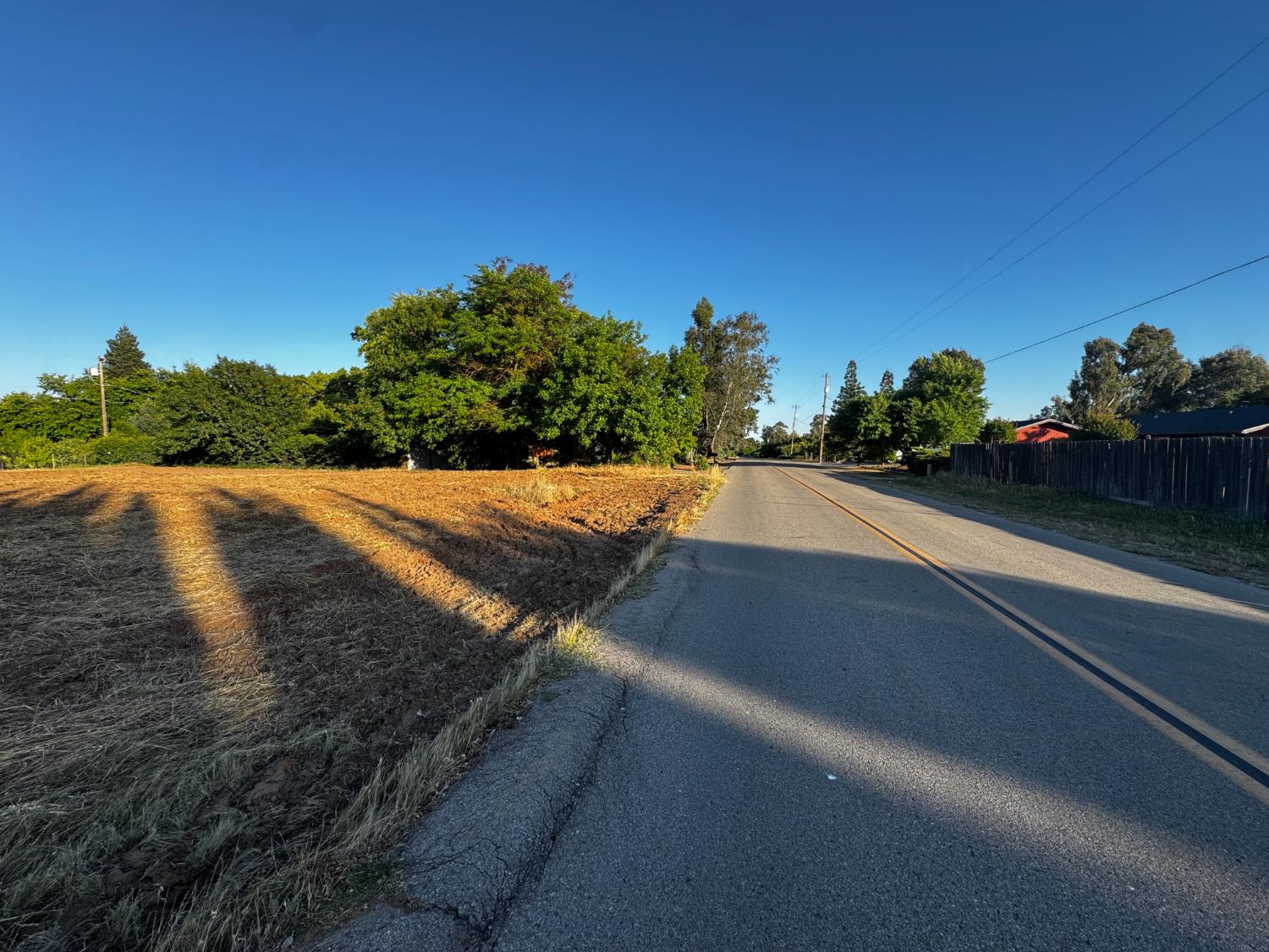 17855 Lane Dr, Madera, CA 93638