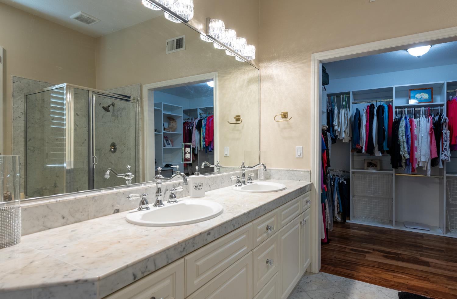 2110 W Rue St Michel, Fresno, CA 93711