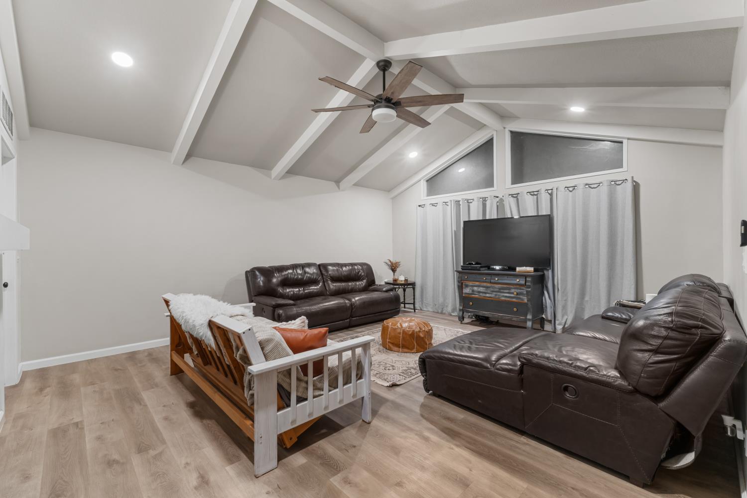 4084 Fresno, Le Grand, CA 95333