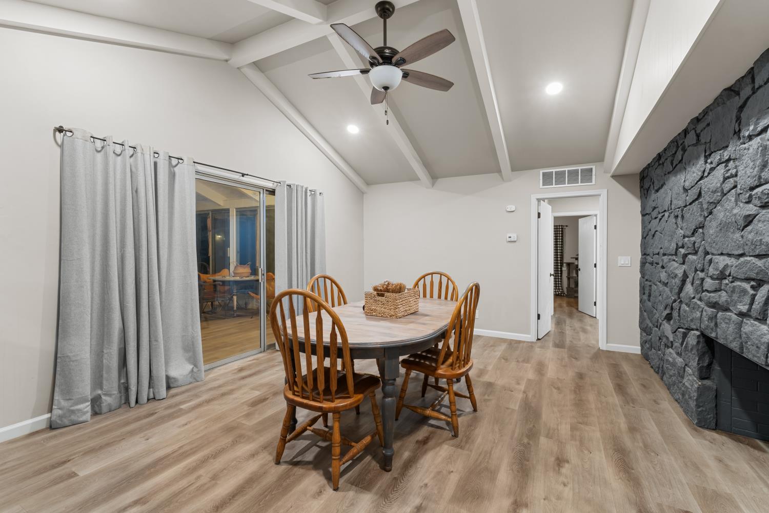 4084 Fresno, Le Grand, CA 95333