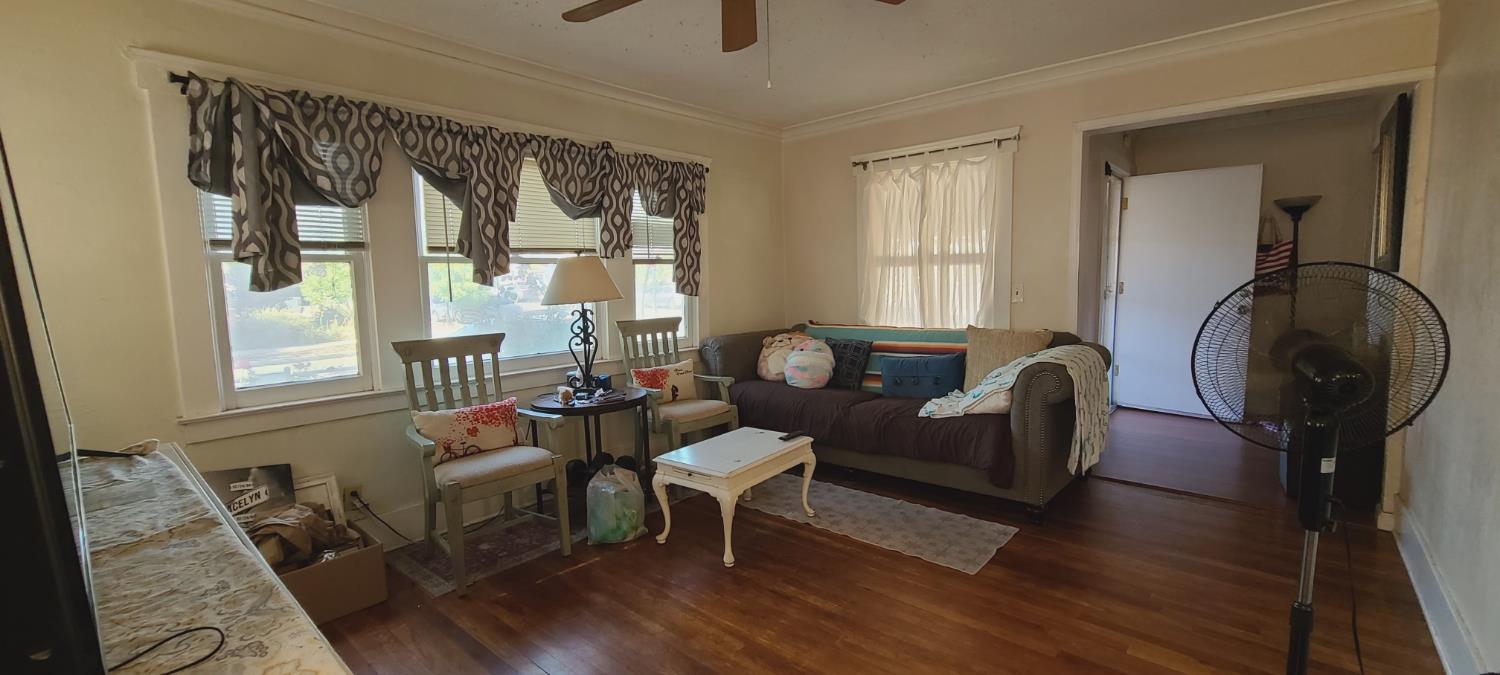 1534 E Home Ave, Fresno, CA 93728