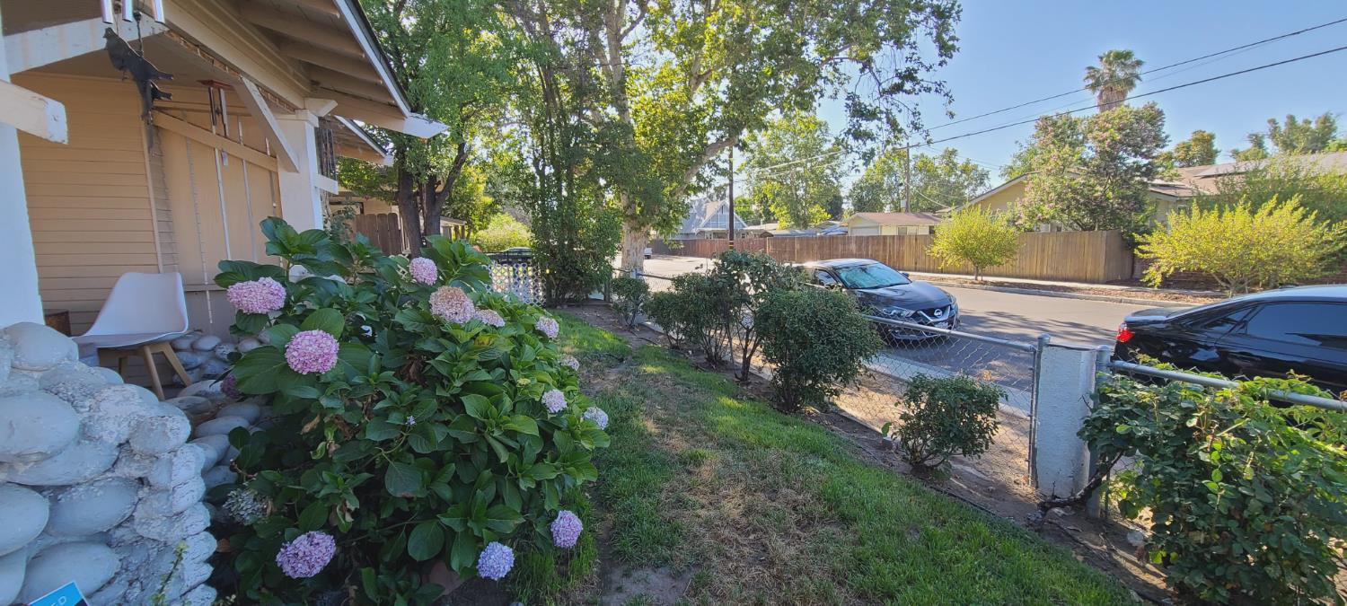 1534 E Home Ave, Fresno, CA 93728