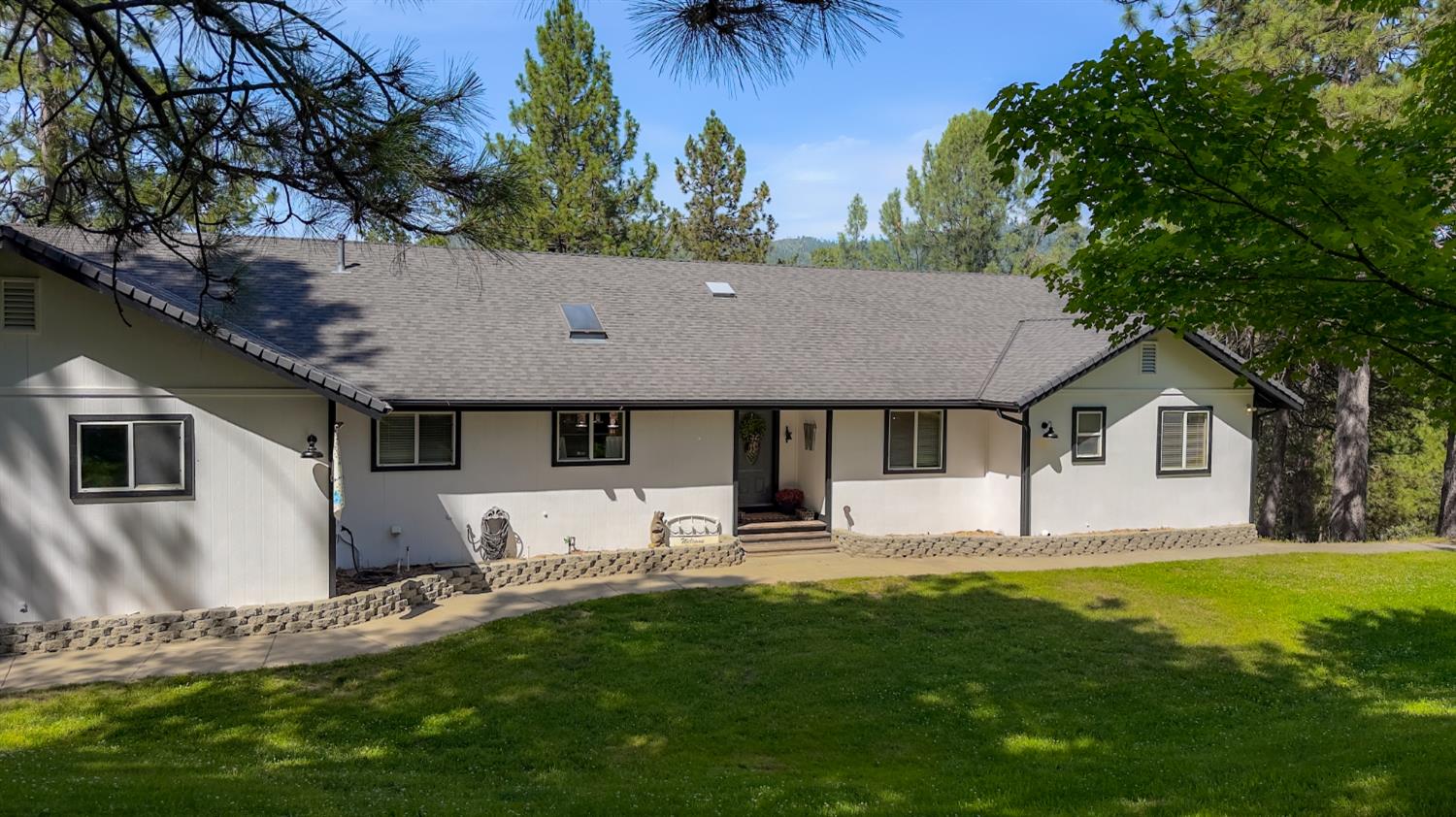 5800 Lehamite Fall Rd, Mariposa, CA 95338
