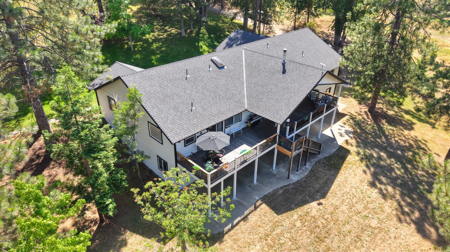 5800 Lehamite Fall Rd, Mariposa, CA 95338