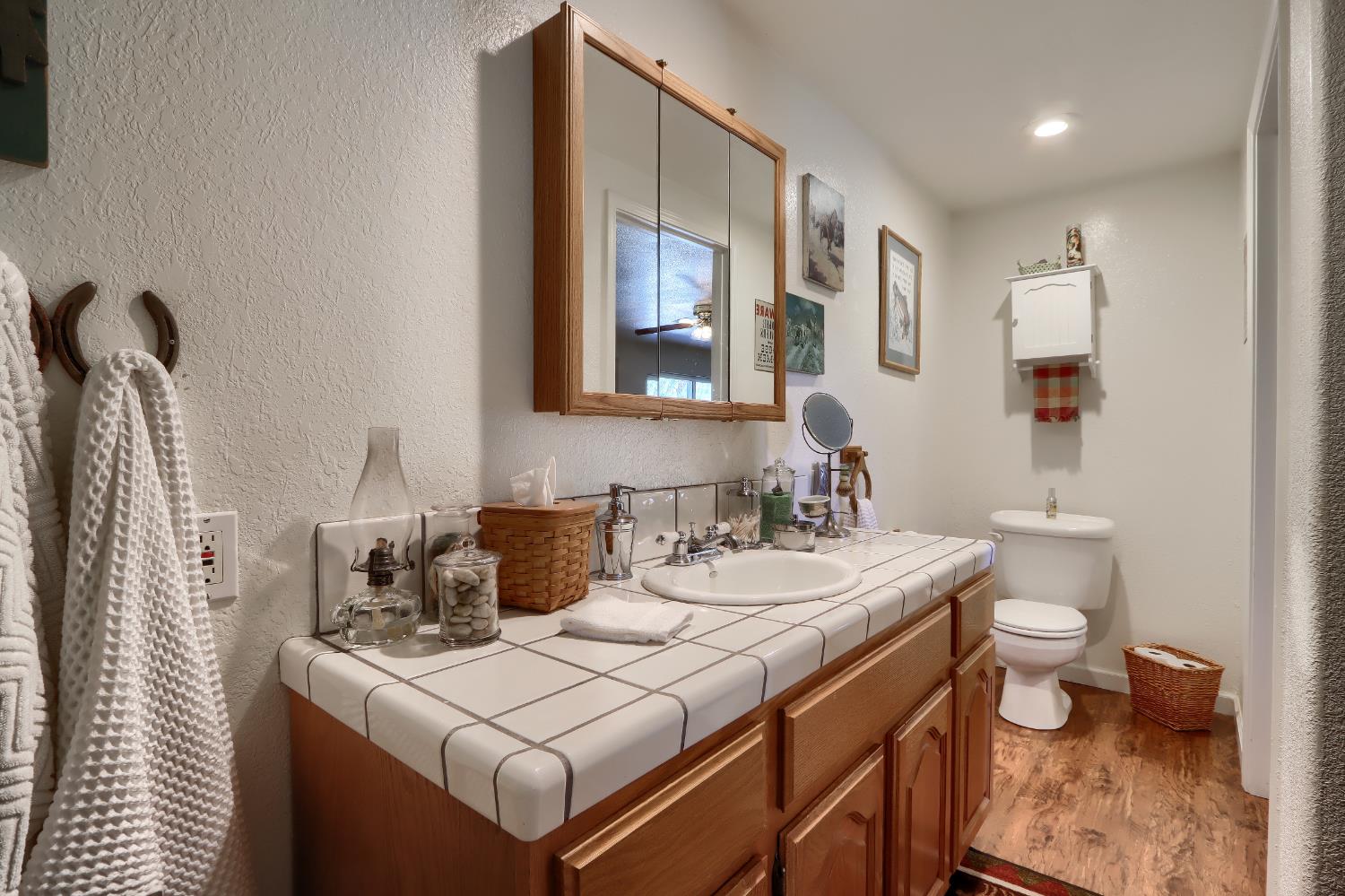 5800 Lehamite Fall Rd, Mariposa, CA 95338