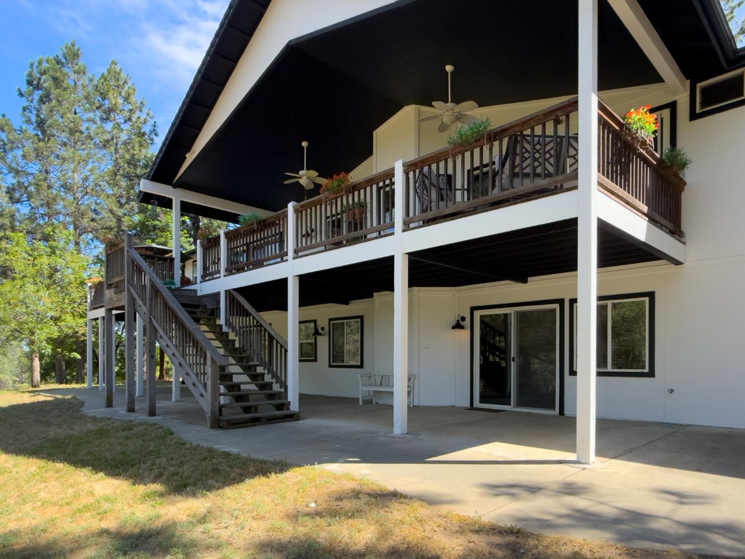 5800 Lehamite Fall Rd, Mariposa, CA 95338