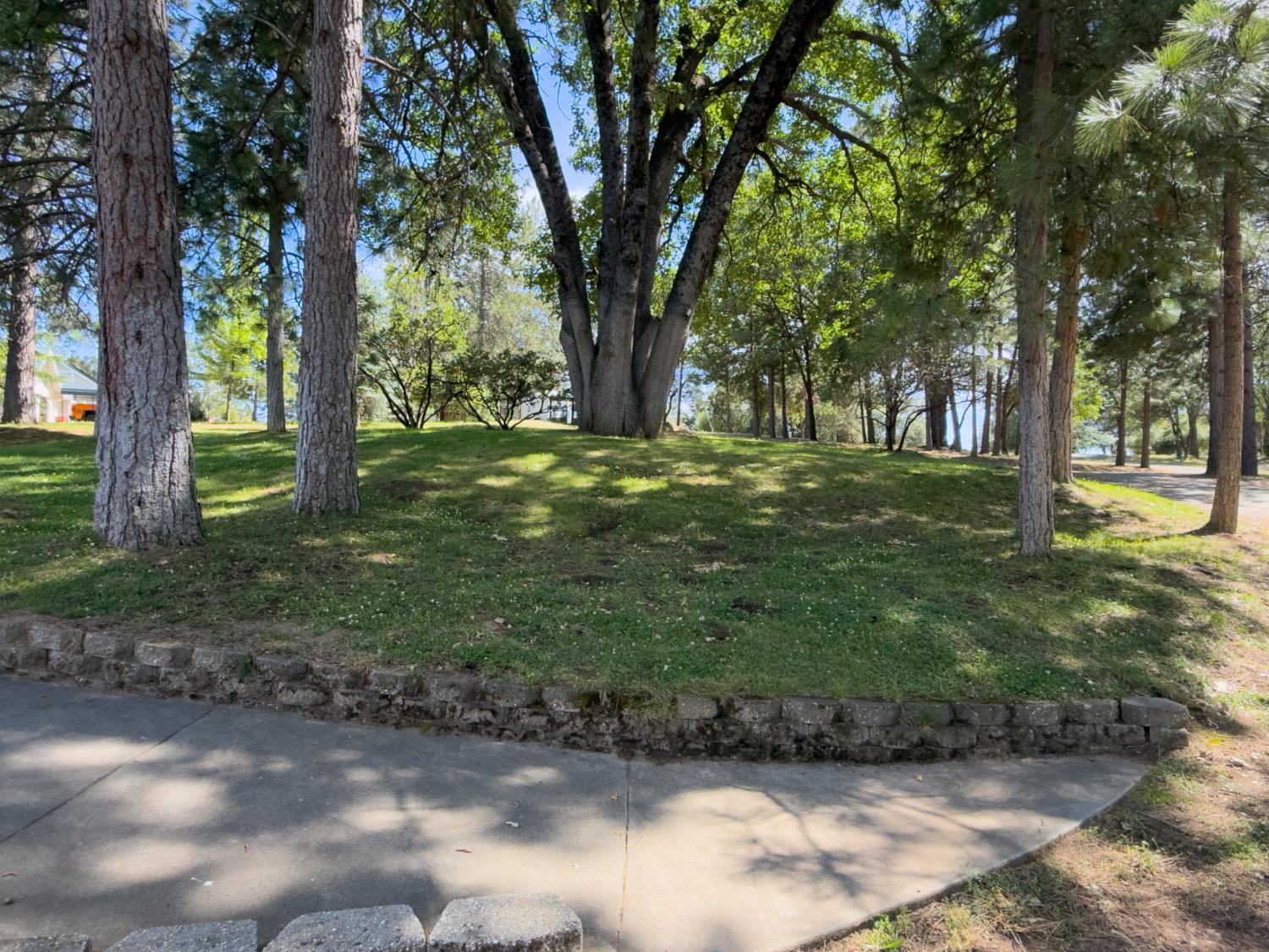 5800 Lehamite Fall Rd, Mariposa, CA 95338