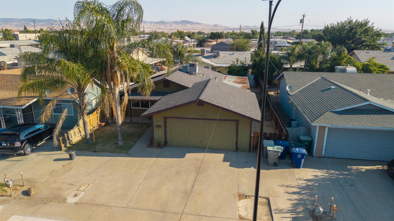 261 E Pleasant St, Coalinga, CA 93210