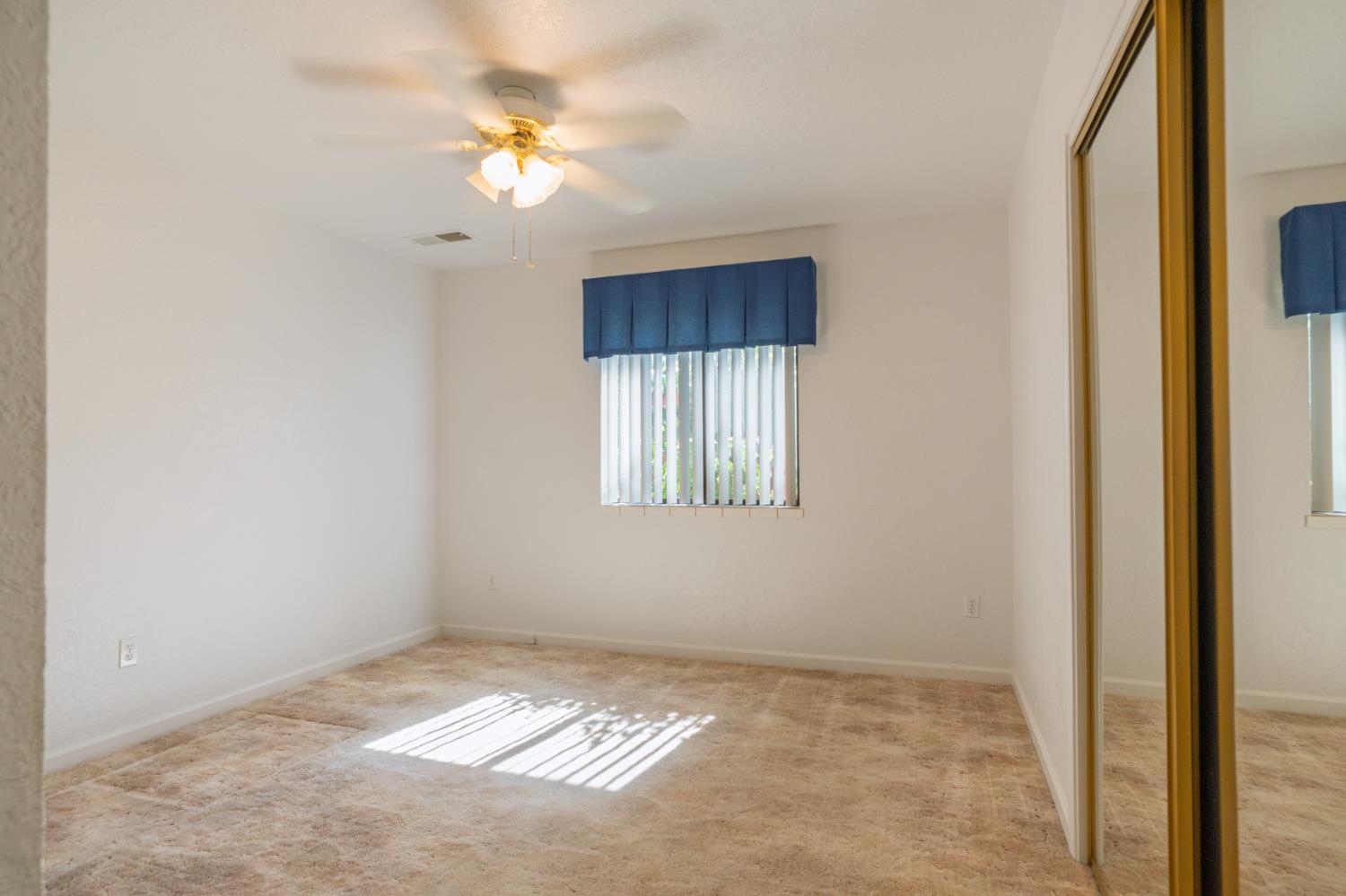 2115 S 11TH St, Los Banos, CA 93635
