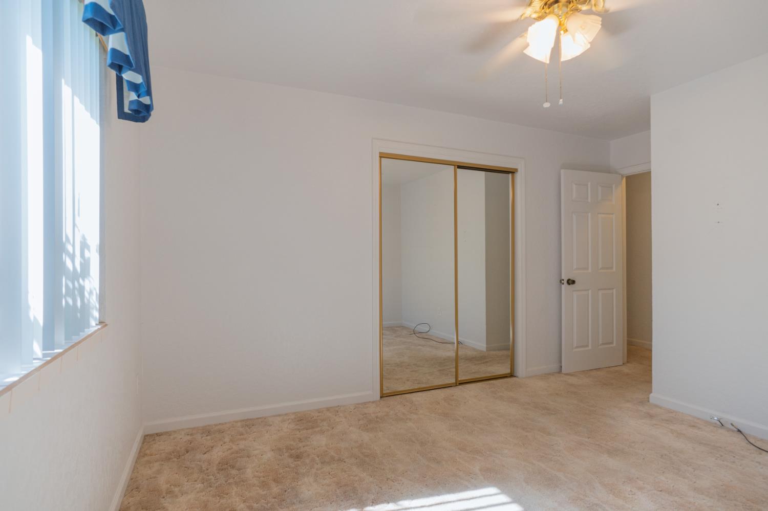 2115 S 11TH St, Los Banos, CA 93635