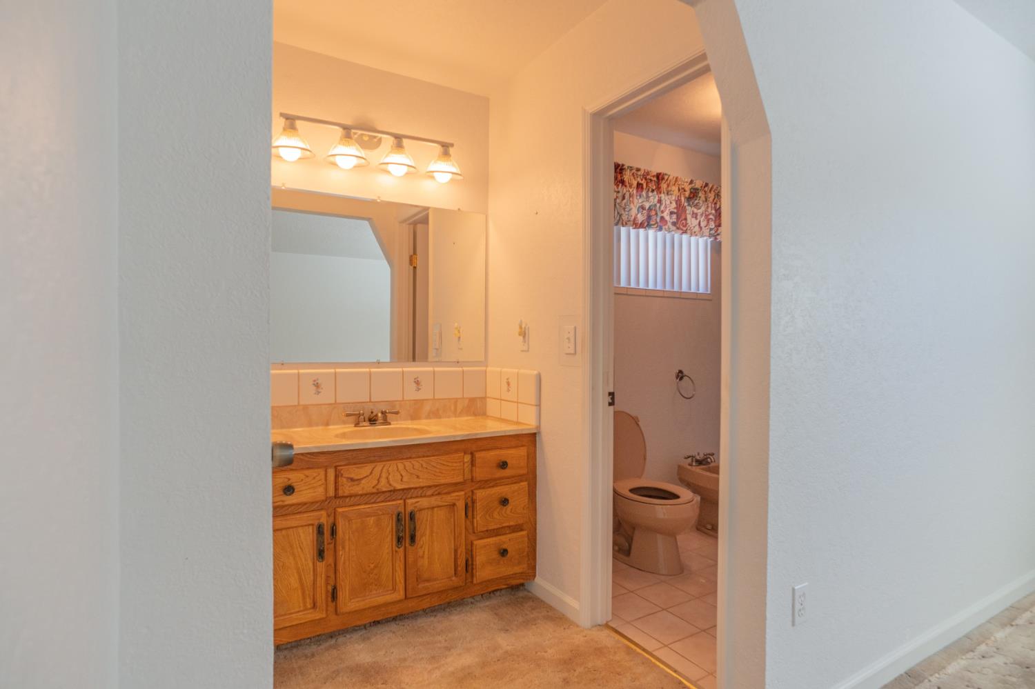 2115 S 11TH St, Los Banos, CA 93635