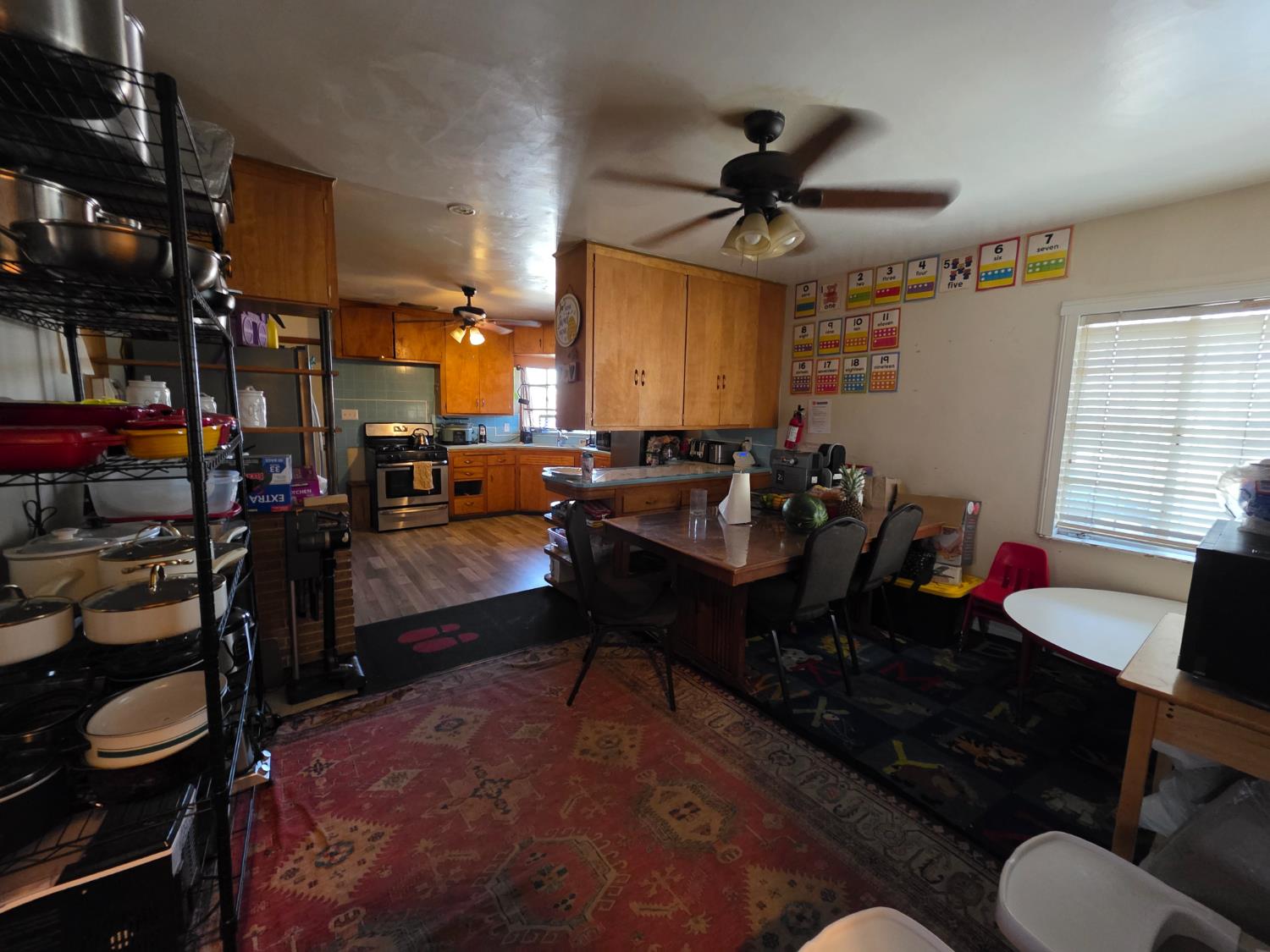 2010 W Kearney Blvd, Fresno, CA 93706
