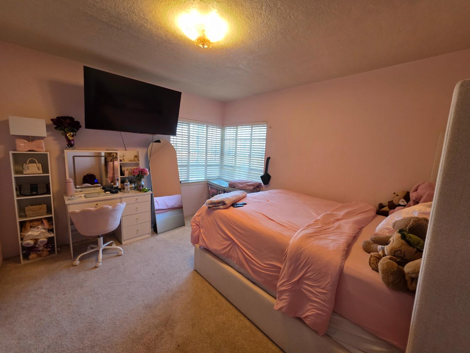 2010 W Kearney Blvd, Fresno, CA 93706