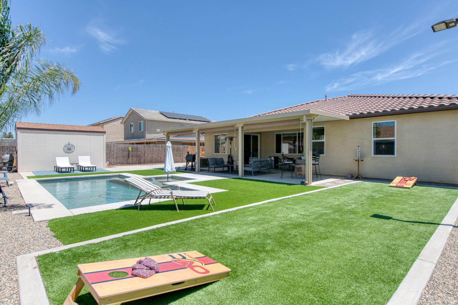 2659 N Dee Ann Ave, Fresno, CA 93727