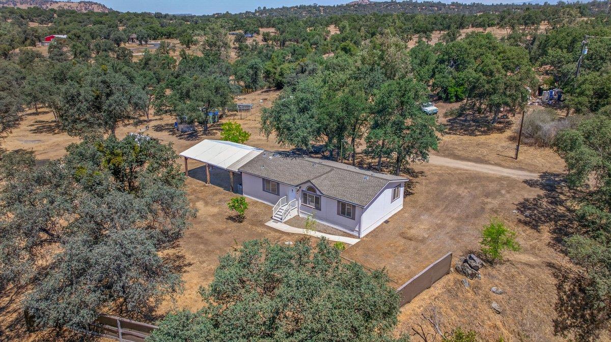 31417 Auberry Rd, Auberry, CA 93602