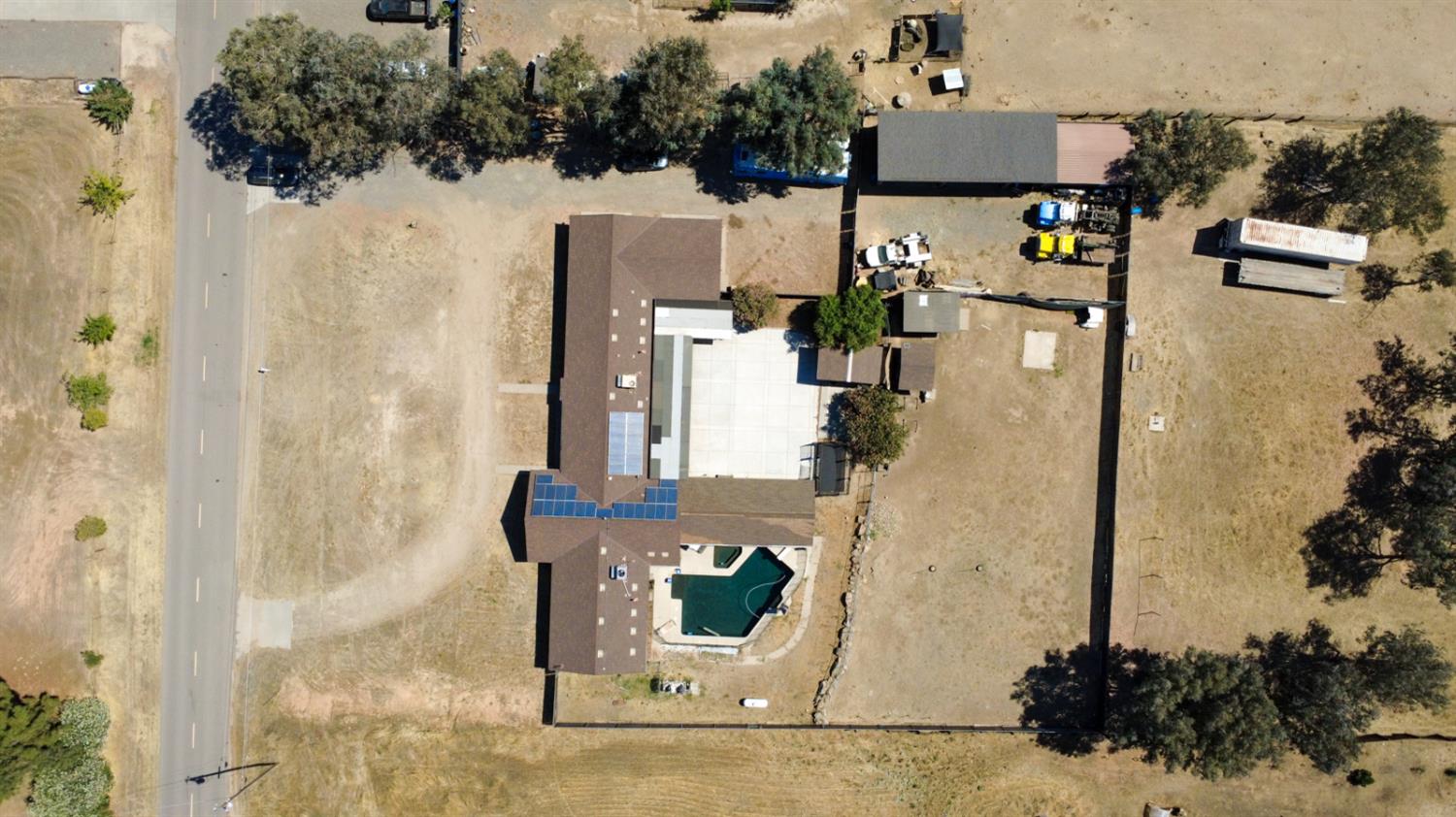 16448 Monreal Rd, Madera, CA 93636