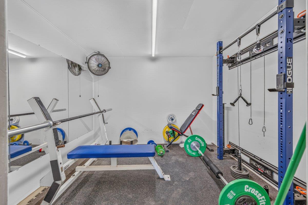 11839 E Ashlan Ave, Sanger, CA 93657