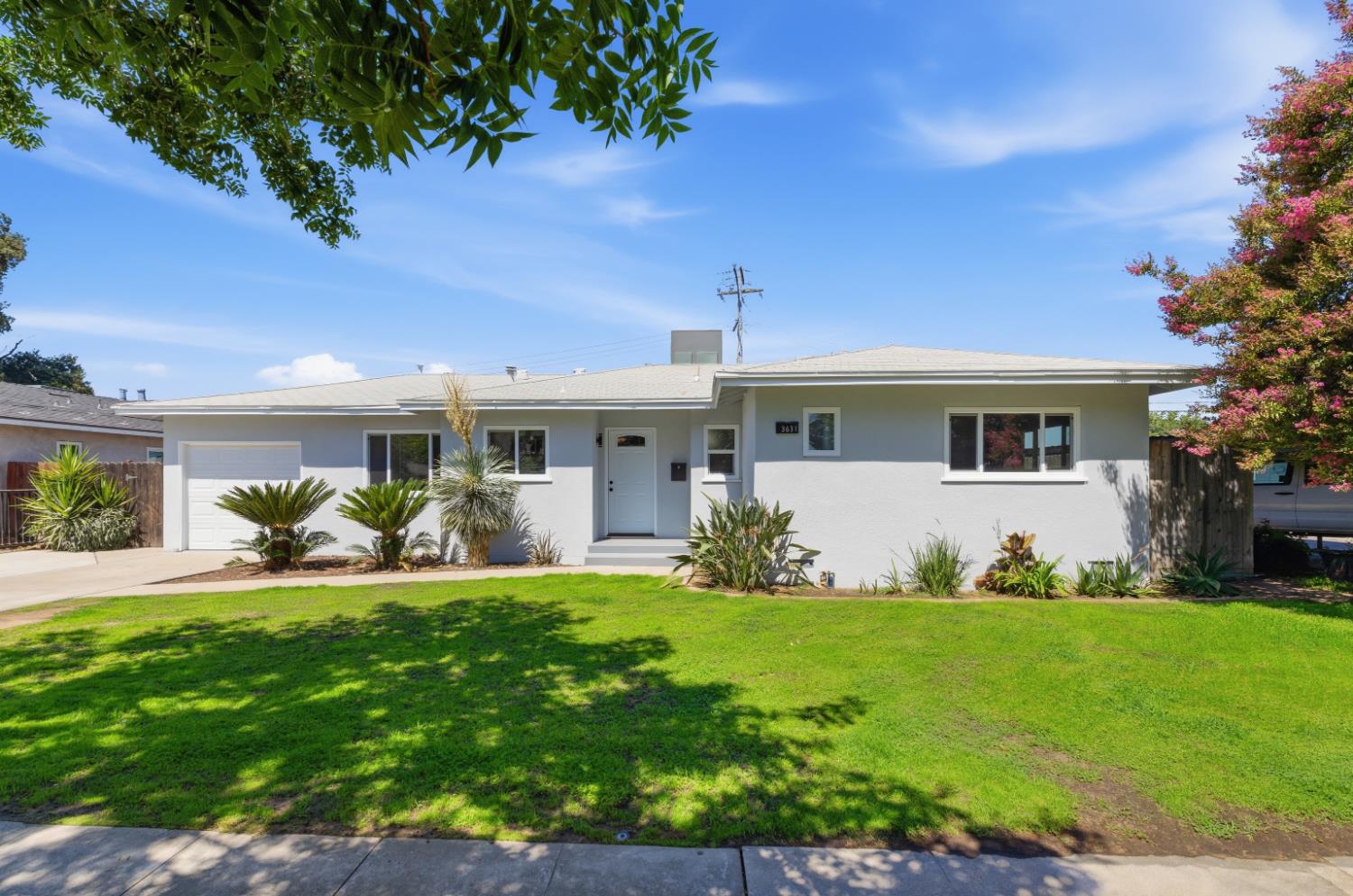 3631 N Effie St, Fresno, CA 93726