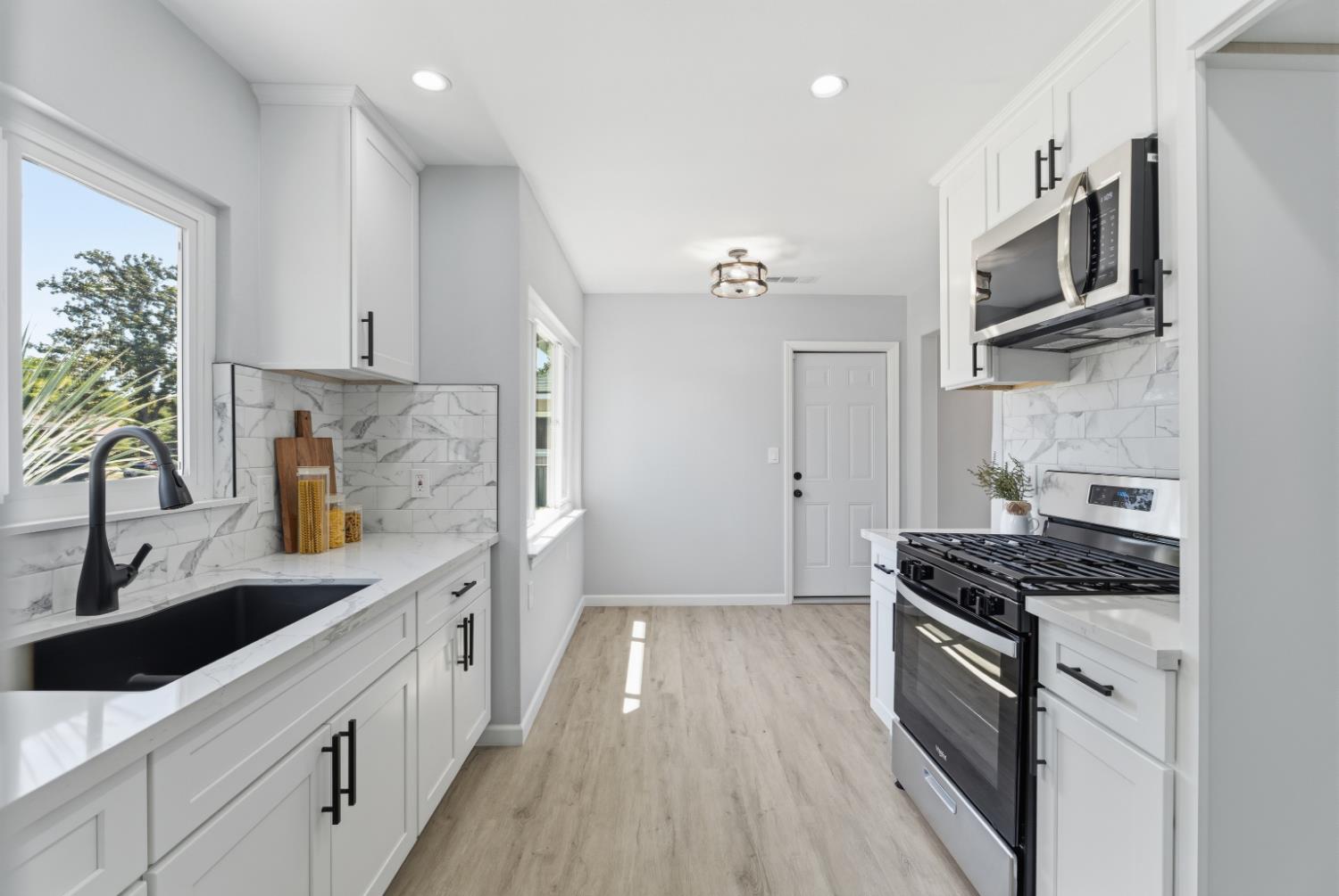 3631 N Effie St, Fresno, CA 93726