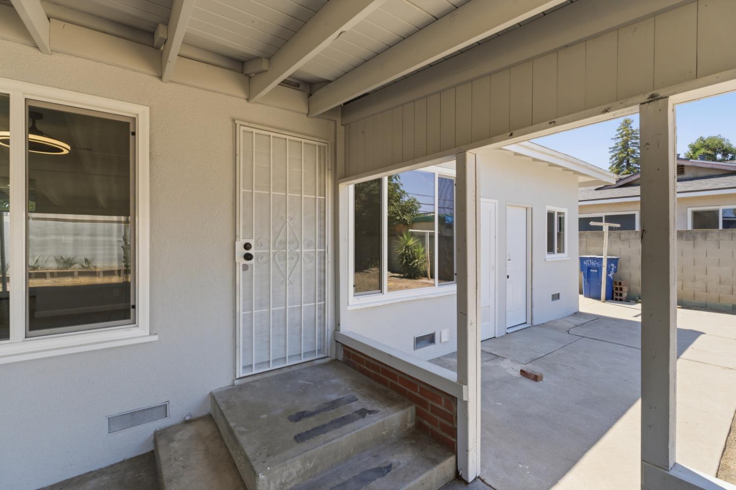 3631 N Effie St, Fresno, CA 93726