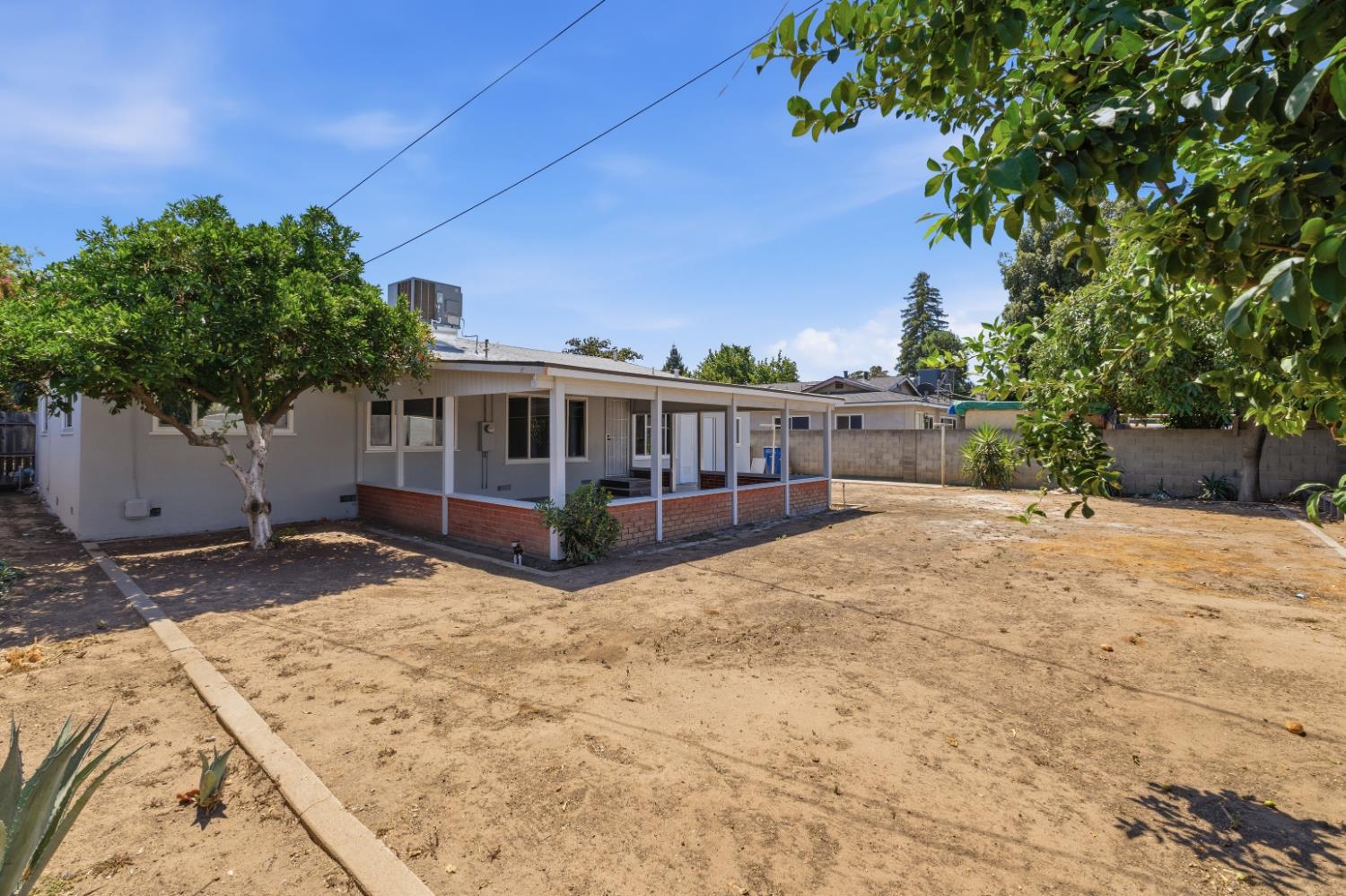 3631 N Effie St, Fresno, CA 93726